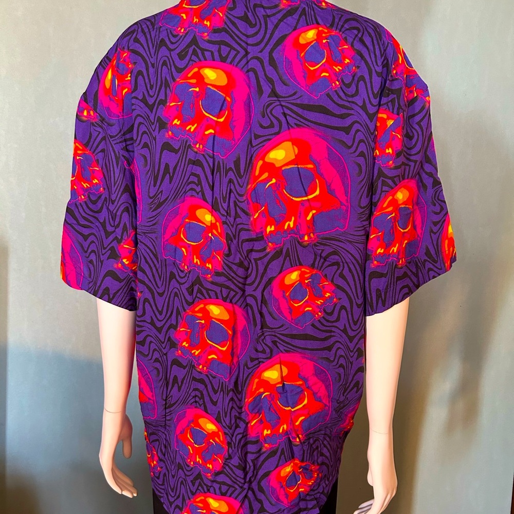 NWTS HOT TOPIC MENS SKULL SHIRT - Picture 5 of 11